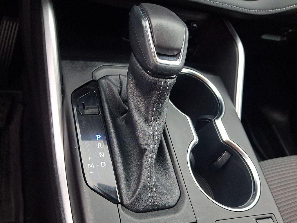 used 2023 Toyota Highlander car, priced at $27,990