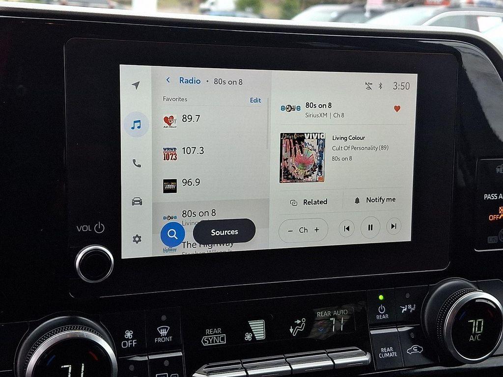 used 2023 Toyota Highlander car, priced at $27,990