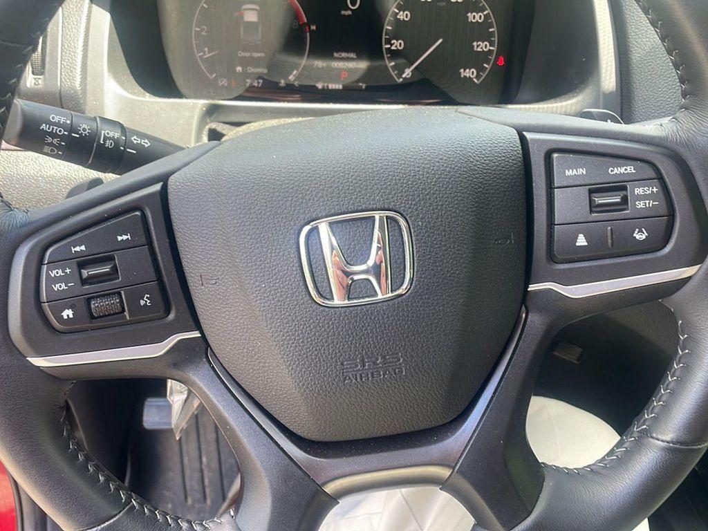 used 2025 Honda Ridgeline car, priced at $35,990