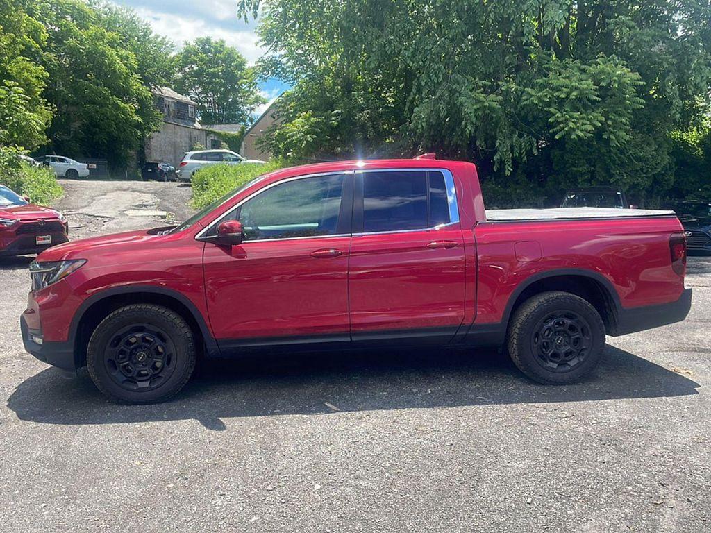 used 2025 Honda Ridgeline car, priced at $35,990