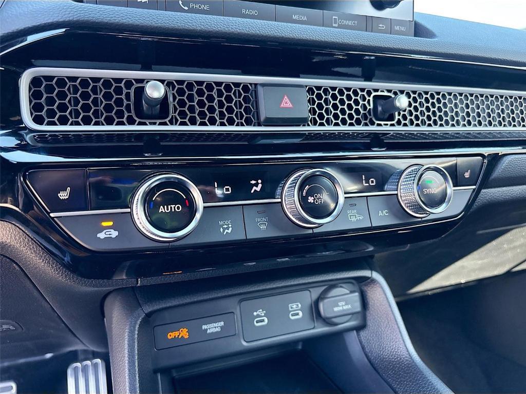 new 2026 Honda Civic Hybrid car, priced at $32,145