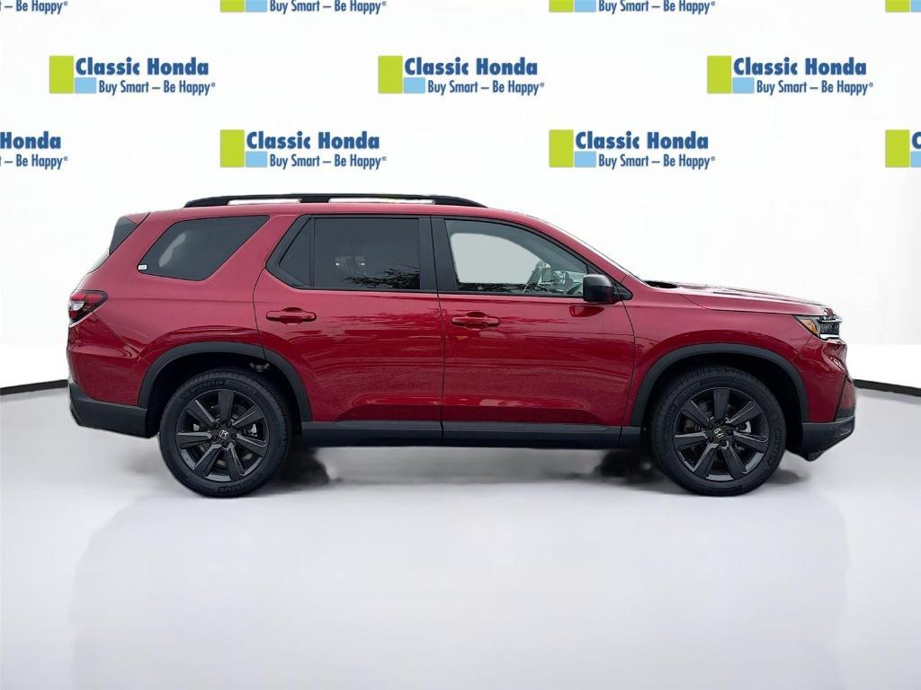 used 2025 Honda Pilot car, priced at $37,495