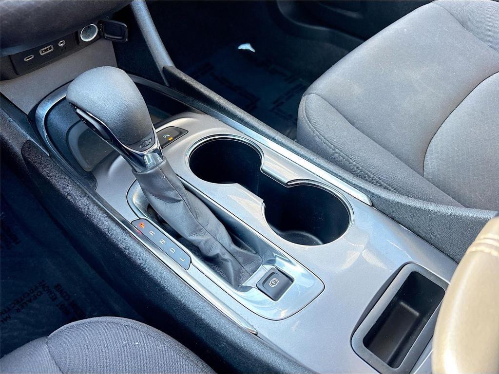 used 2024 Chevrolet Malibu car, priced at $16,995