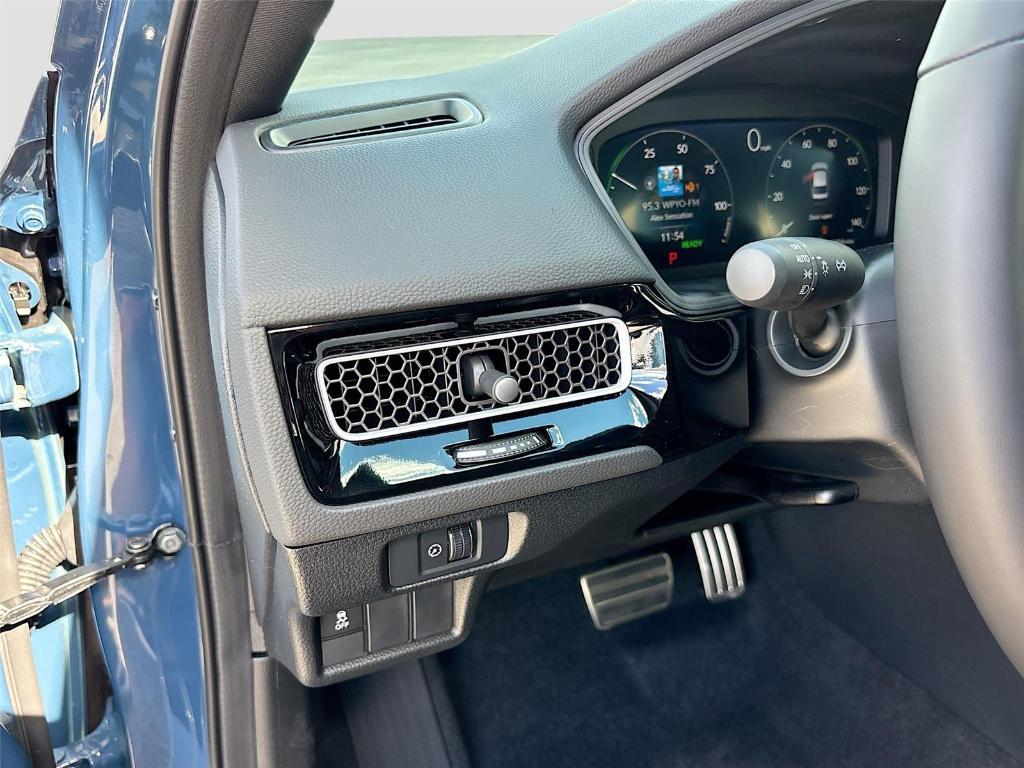 new 2026 Honda Civic Hybrid car, priced at $33,945