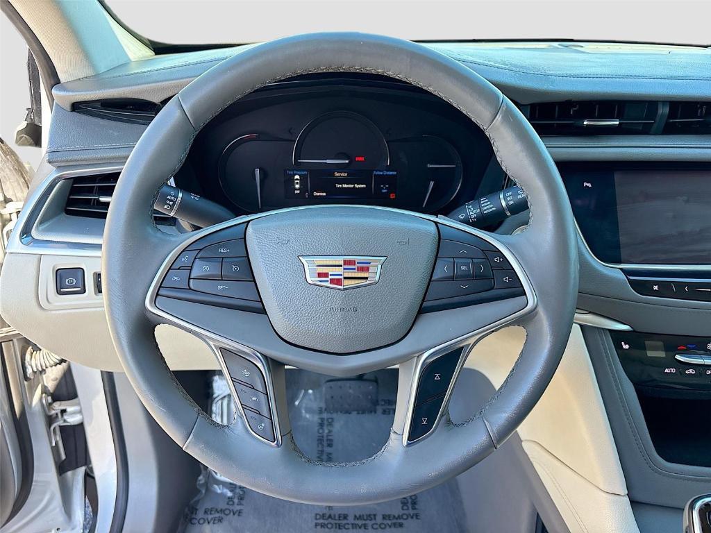 used 2017 Cadillac XT5 car, priced at $12,995