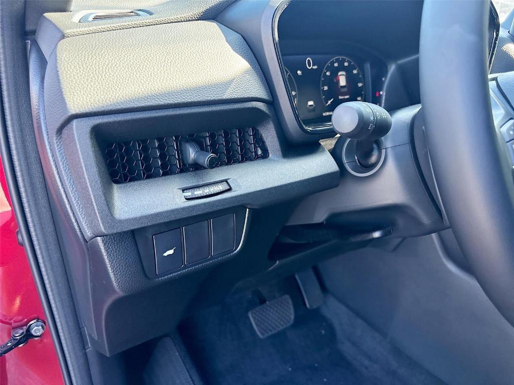 new 2026 Honda CR-V Hybrid car, priced at $40,575