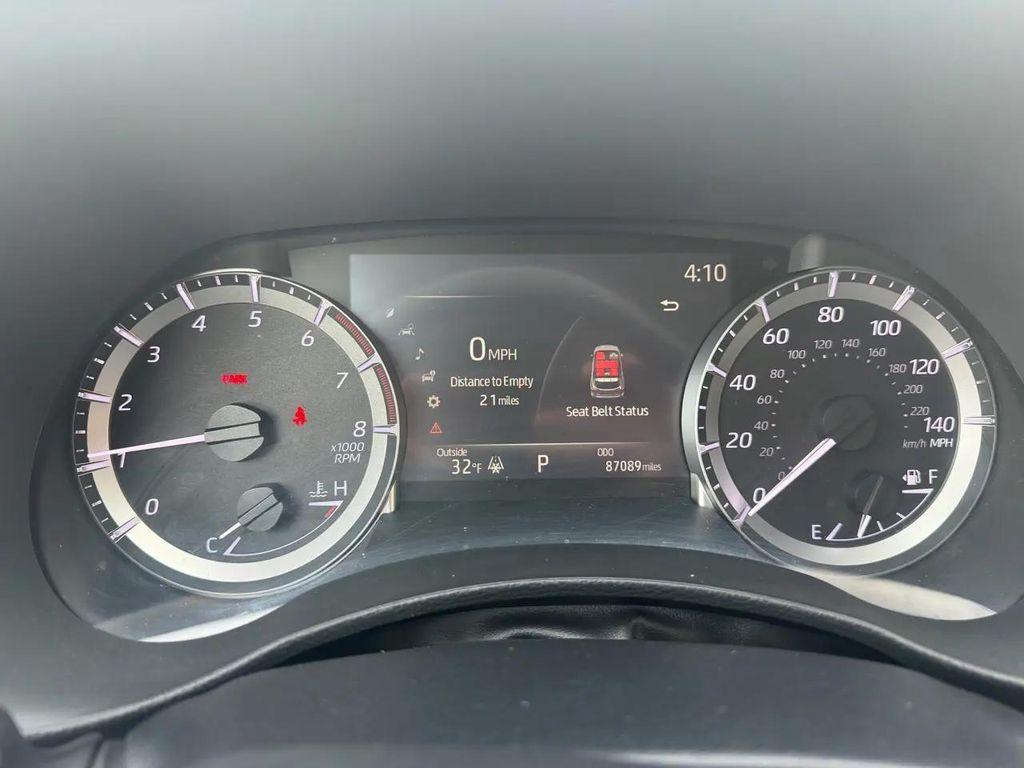 used 2023 Toyota Highlander car, priced at $29,995