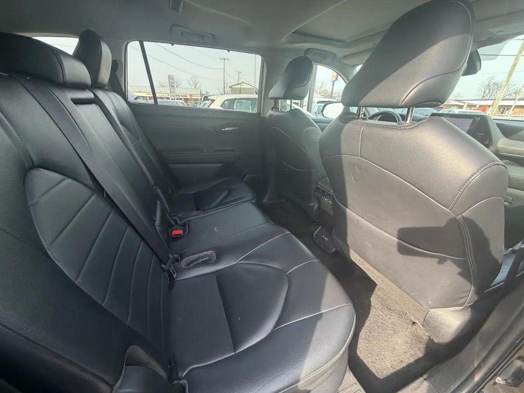 used 2023 Toyota Highlander car, priced at $29,995