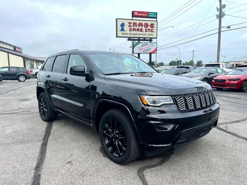 used 2021 Jeep Grand Cherokee car, priced at $17,495