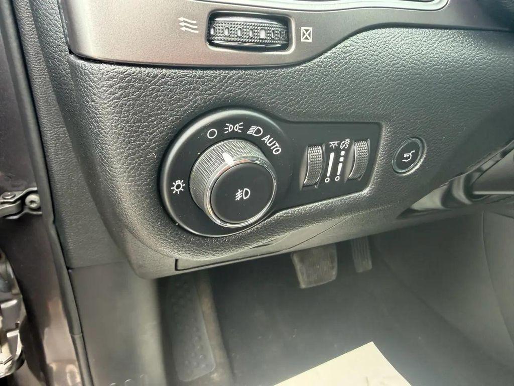used 2019 Jeep Cherokee car, priced at $16,987