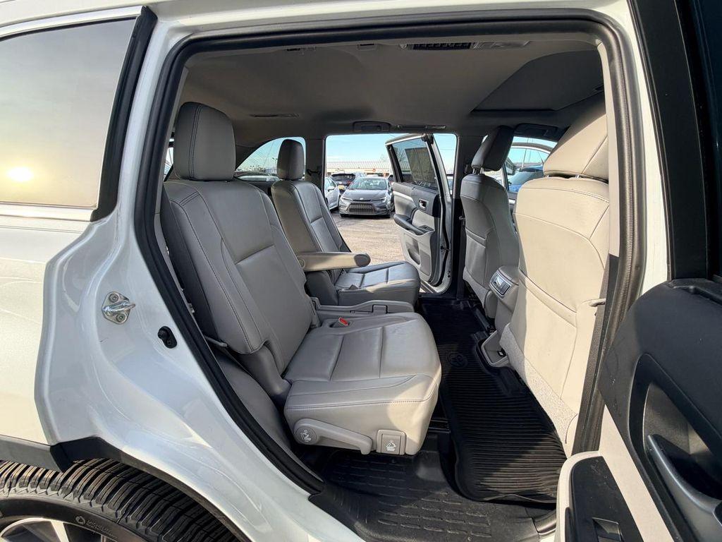 used 2019 Toyota Highlander car, priced at $22,781