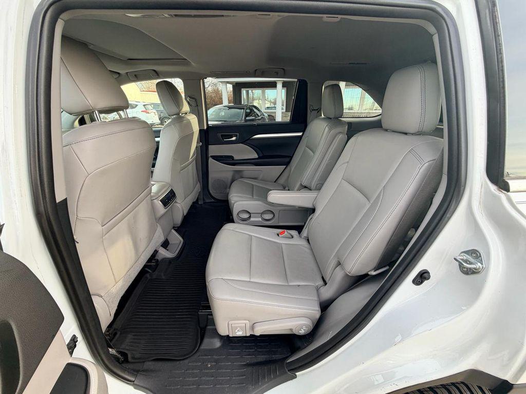 used 2019 Toyota Highlander car, priced at $22,781