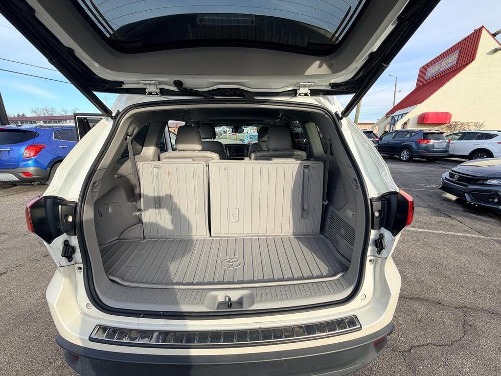 used 2019 Toyota Highlander car, priced at $22,781