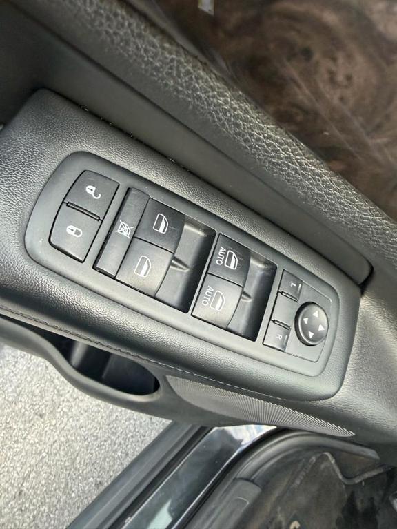 used 2013 Jeep Grand Cherokee car, priced at $9,495