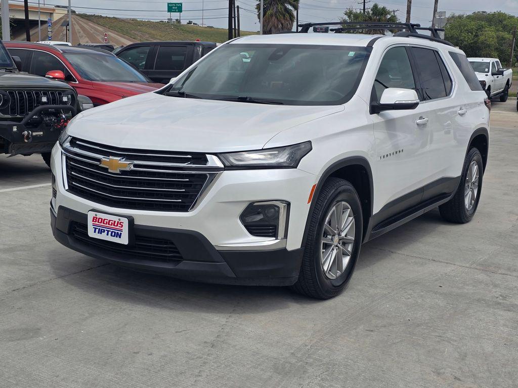 used 2023 Chevrolet Traverse car, priced at $27,998