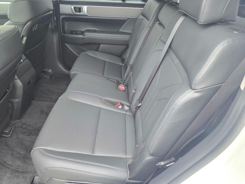used 2025 Hyundai Santa Fe car, priced at $35,998