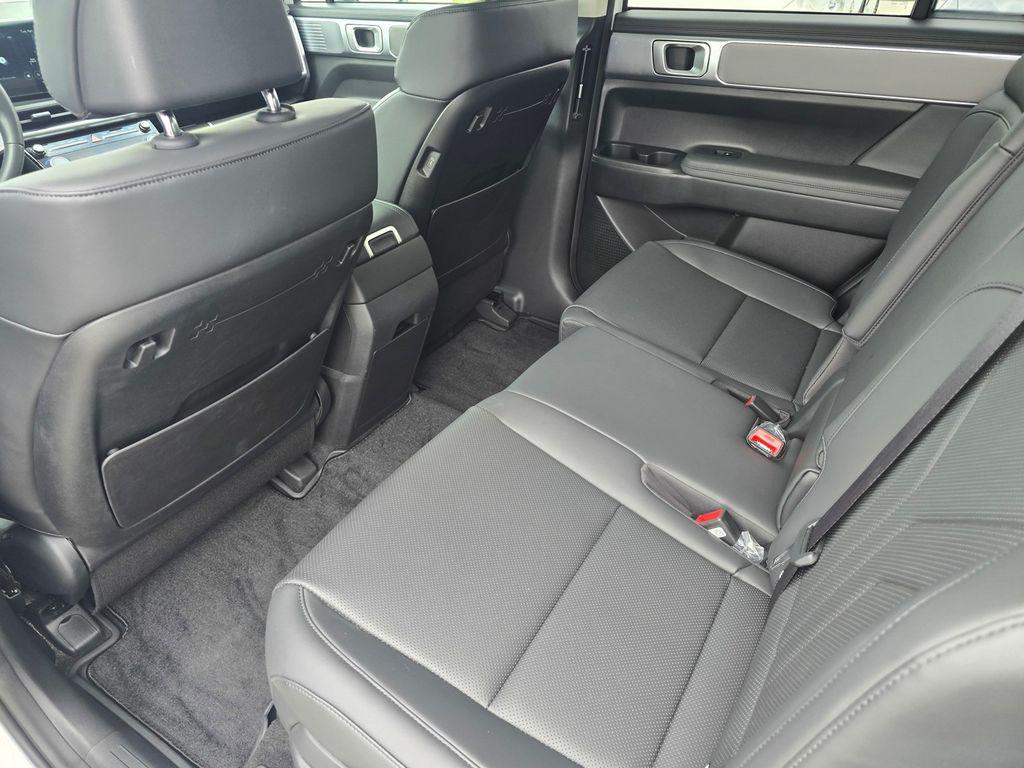 used 2025 Hyundai Santa Fe car, priced at $35,998