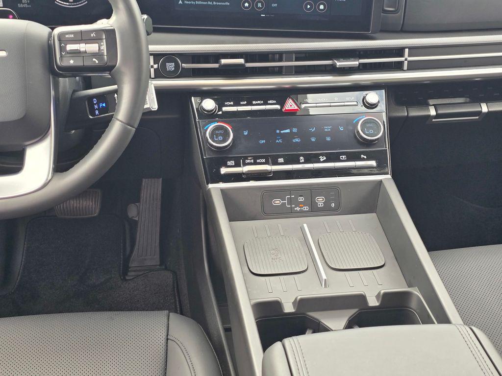 used 2025 Hyundai Santa Fe car, priced at $35,998