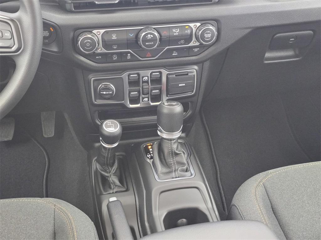 new 2026 Jeep Wrangler car, priced at $39,610