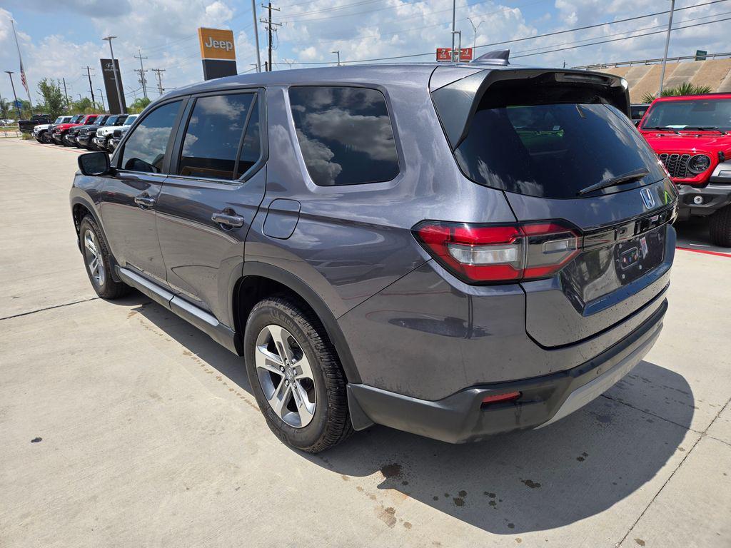 used 2023 Honda Pilot car, priced at $34,998