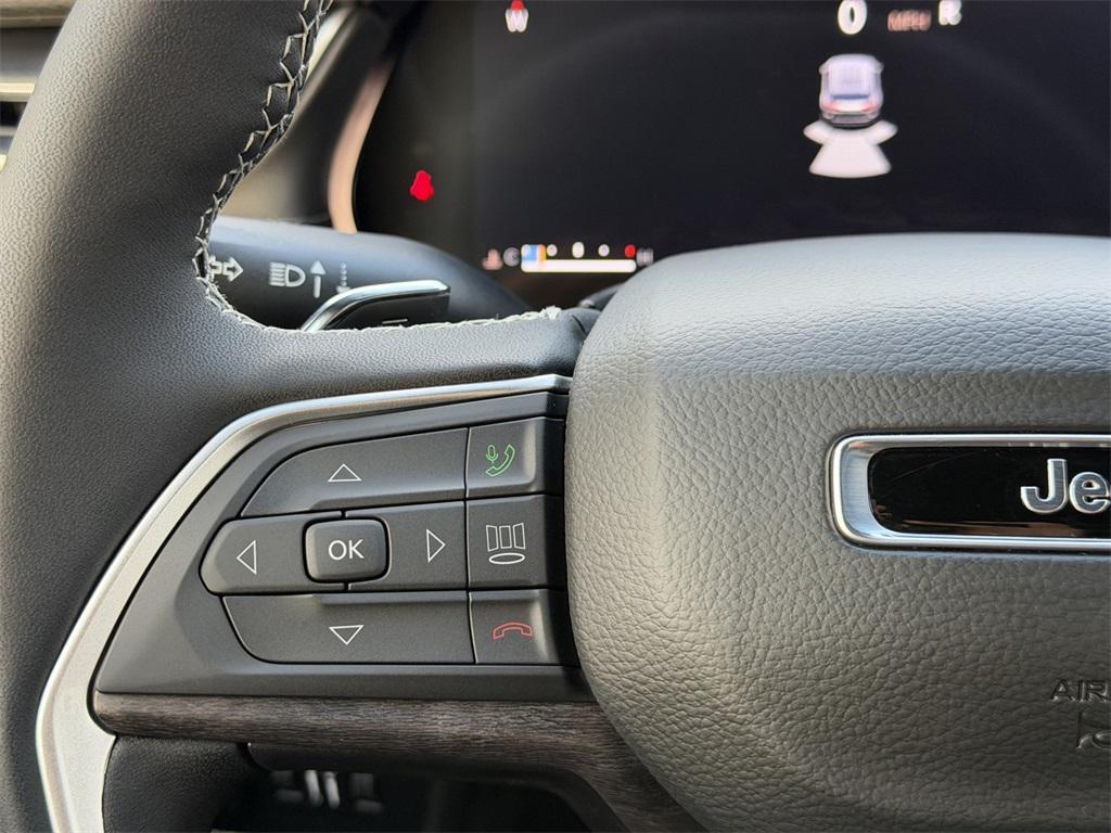 new 2026 Jeep Grand Cherokee L car, priced at $41,714