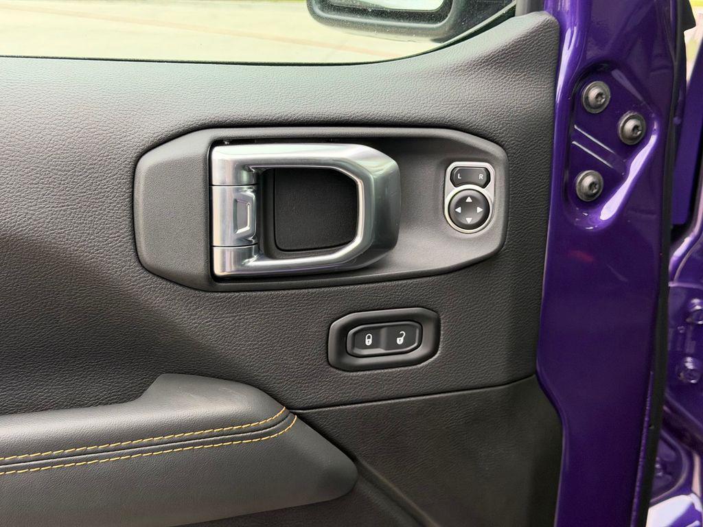 new 2026 Jeep Gladiator car, priced at $43,135