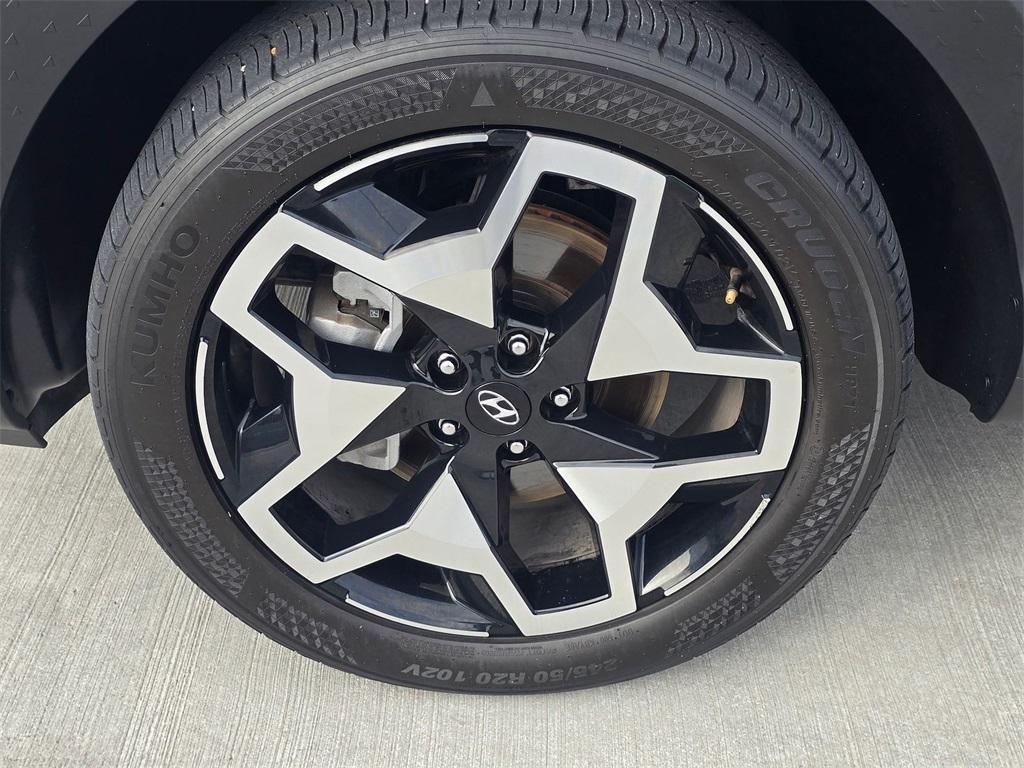 used 2024 Hyundai SANTA CRUZ car, priced at $35,998