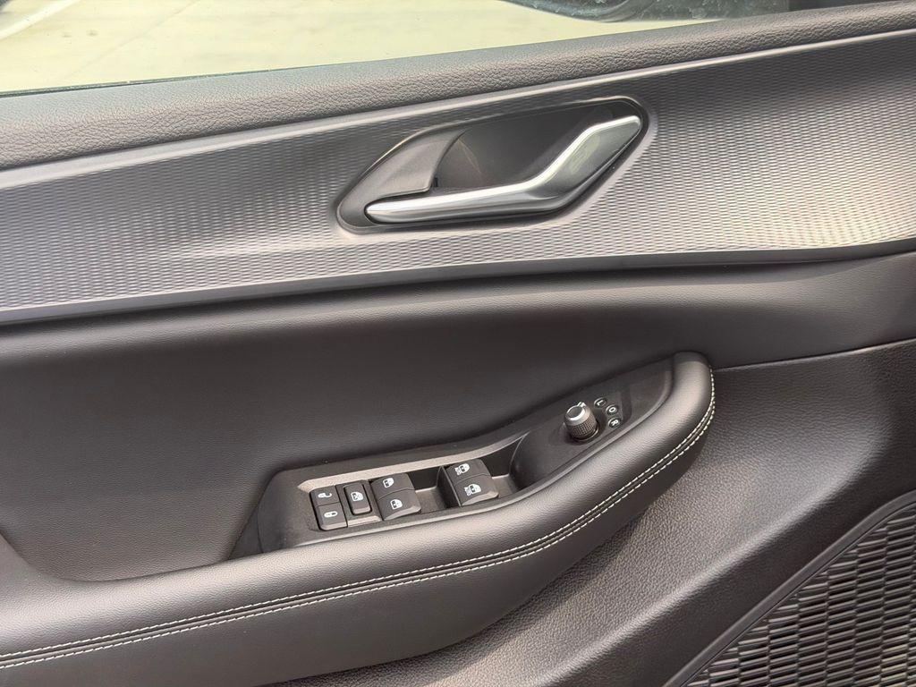 new 2026 Jeep Grand Cherokee car, priced at $32,210