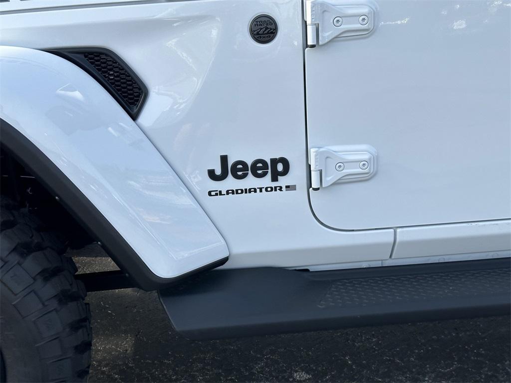new 2023 Jeep Gladiator car, priced at $54,336