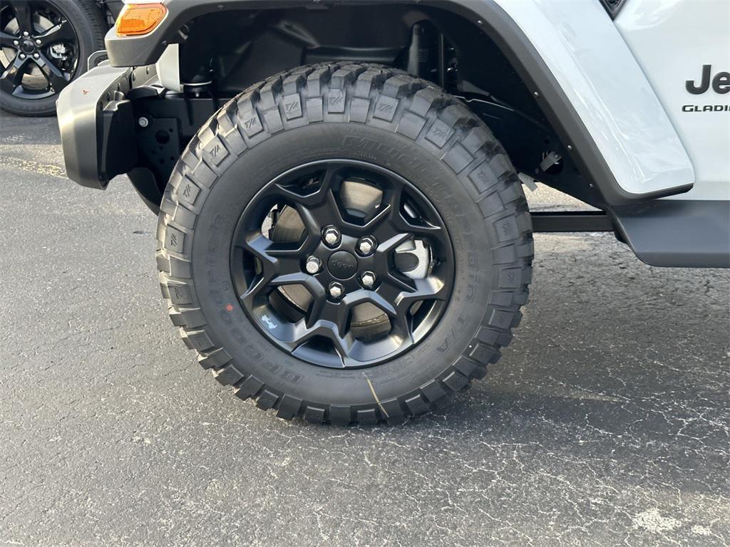 new 2023 Jeep Gladiator car, priced at $54,336