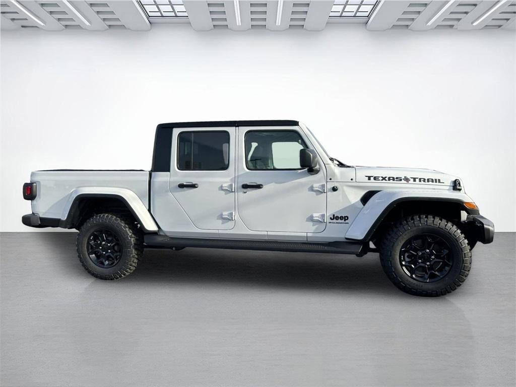 new 2023 Jeep Gladiator car, priced at $54,336