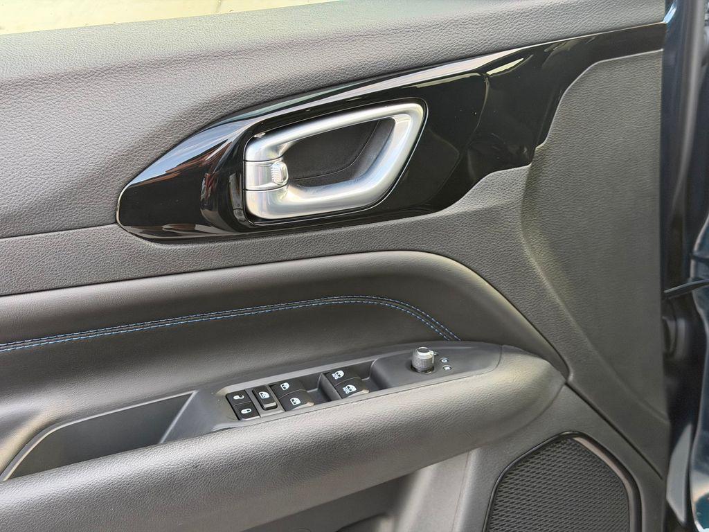 new 2026 Jeep Compass car, priced at $29,665