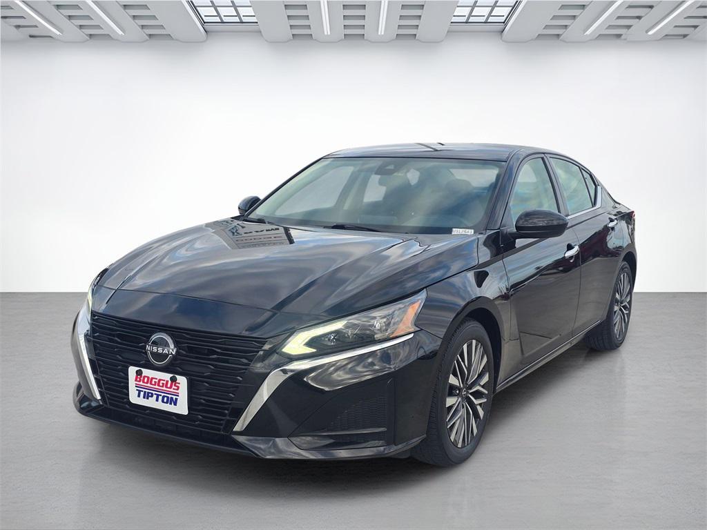 used 2023 Nissan Altima car, priced at $19,998