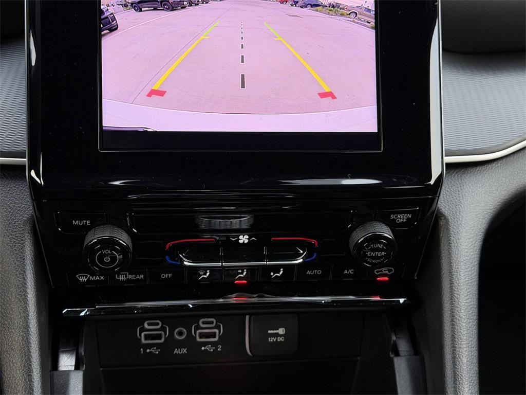 new 2025 Jeep Grand Cherokee L car, priced at $39,280