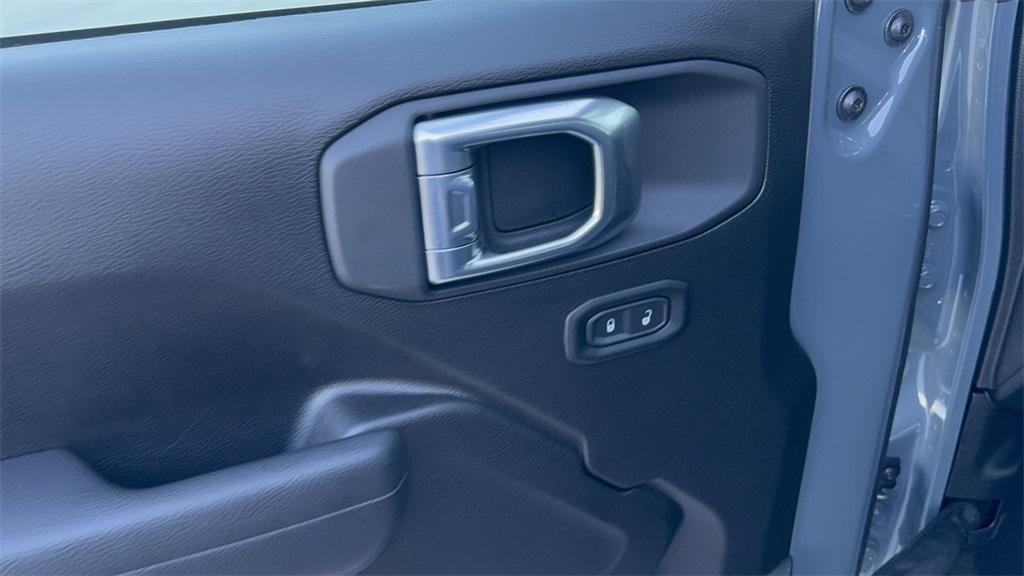 new 2026 Jeep Wrangler car, priced at $32,100