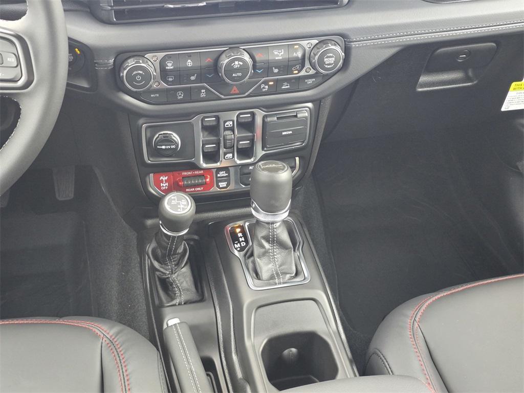 new 2026 Jeep Gladiator car, priced at $60,790