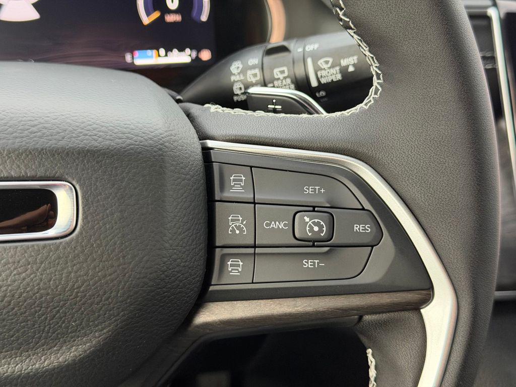 new 2025 Jeep Grand Cherokee L car, priced at $44,740