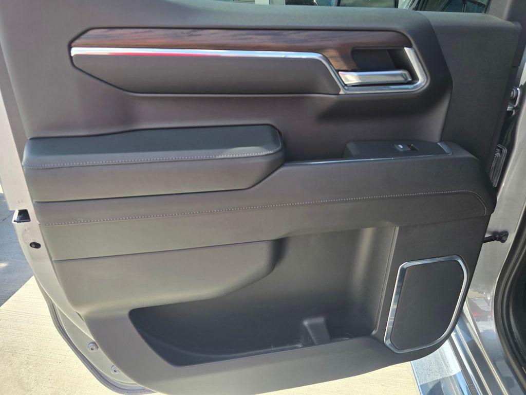 used 2024 GMC Sierra 1500 car, priced at $49,998