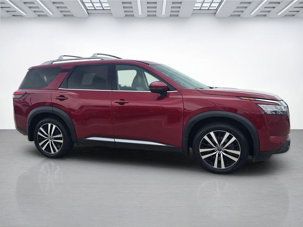 used 2024 Nissan Pathfinder car, priced at $34,998