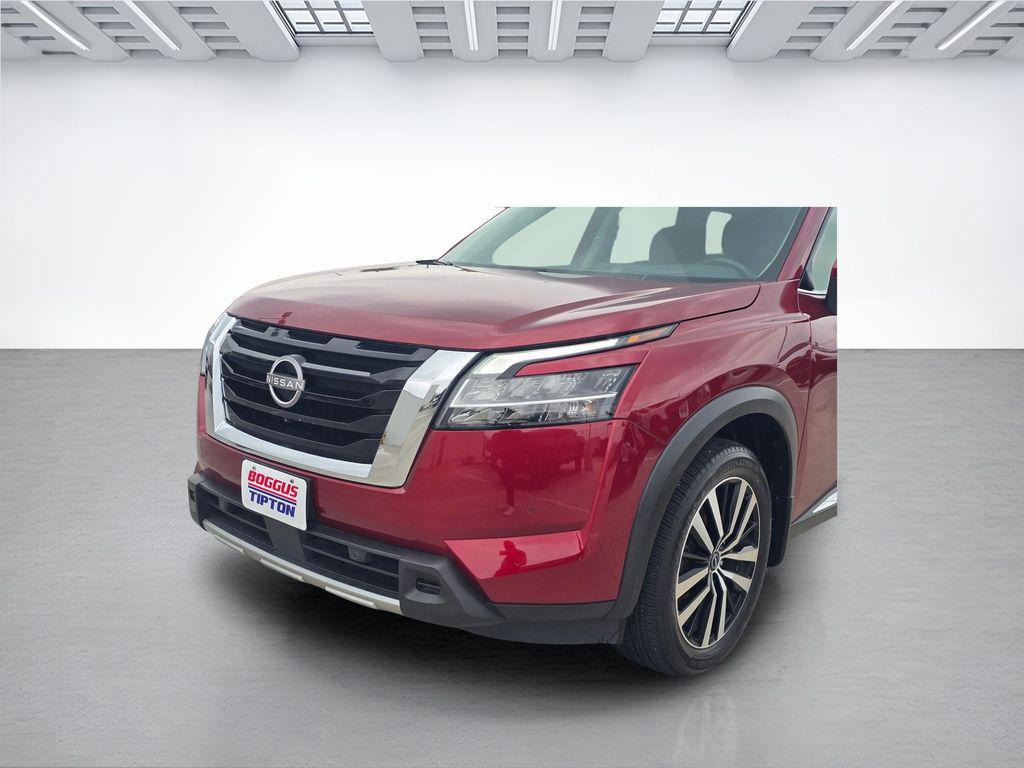 used 2024 Nissan Pathfinder car, priced at $34,998
