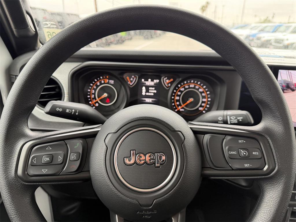 new 2026 Jeep Gladiator car, priced at $36,420