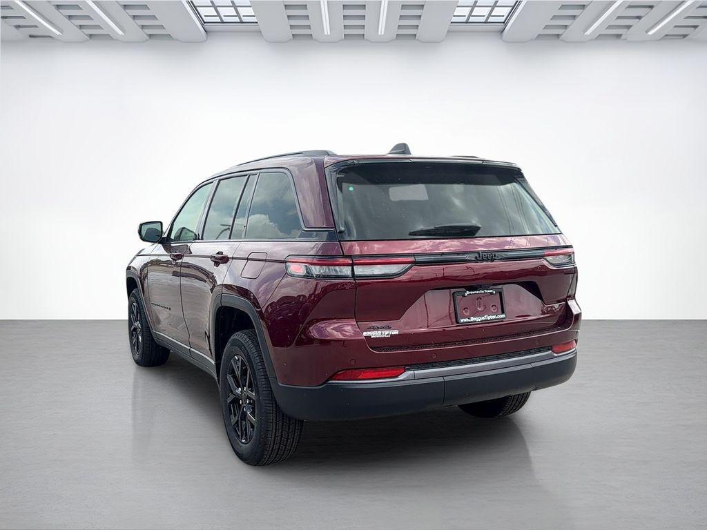 new 2026 Jeep Grand Cherokee car, priced at $37,575
