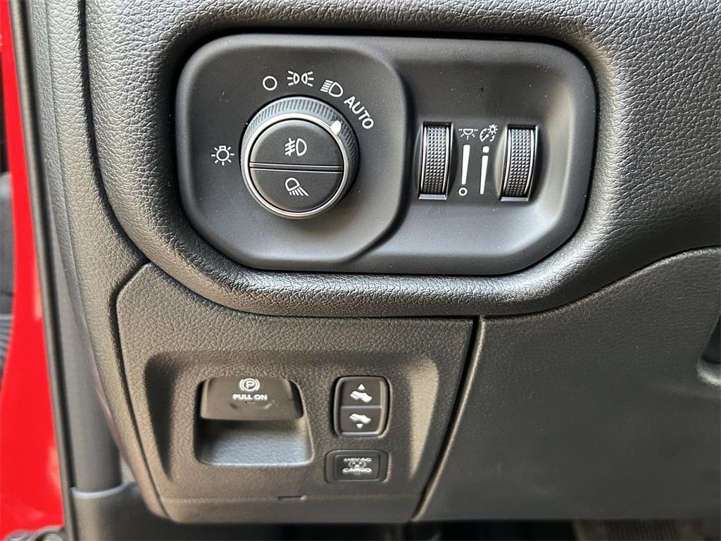 new 2025 Ram 1500 car, priced at $57,394