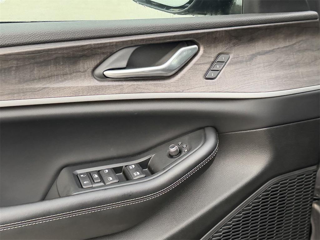 new 2025 Jeep Grand Cherokee car, priced at $44,485