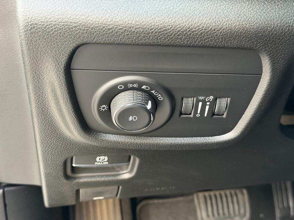 new 2025 Jeep Grand Cherokee L car, priced at $44,740