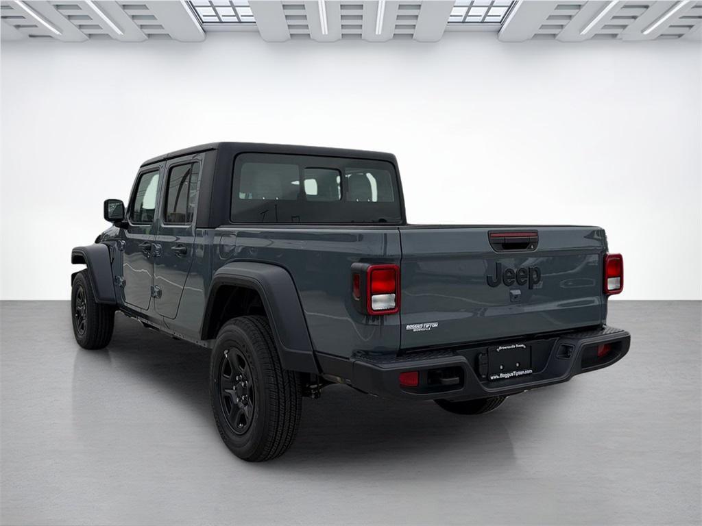 new 2026 Jeep Gladiator car, priced at $37,015