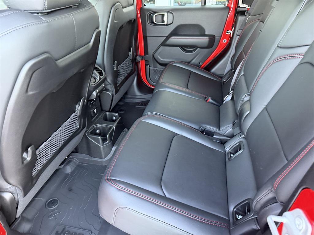 new 2026 Jeep Gladiator car, priced at $57,720