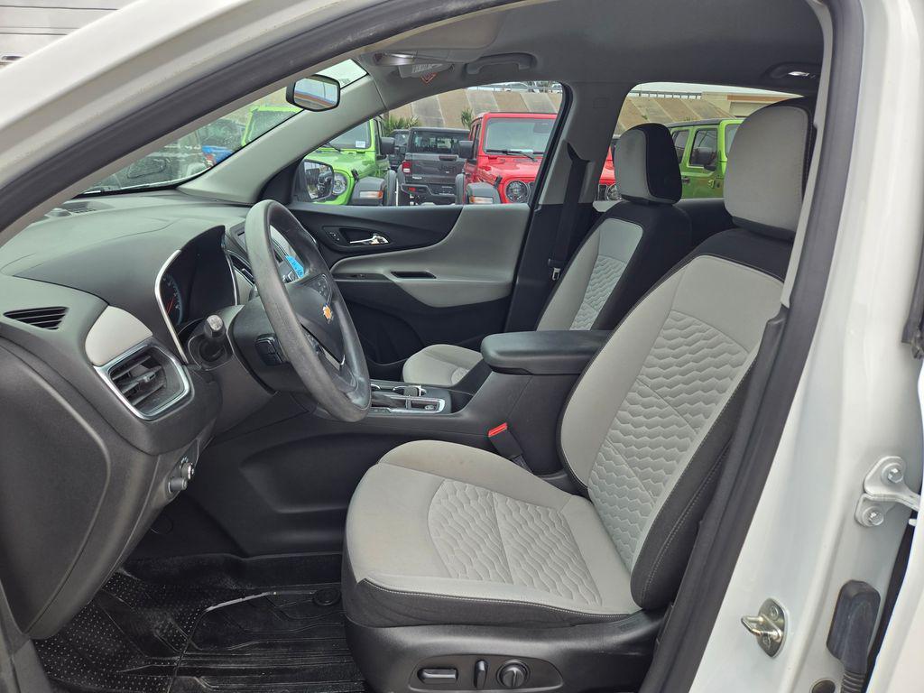 used 2021 Chevrolet Equinox car, priced at $11,998