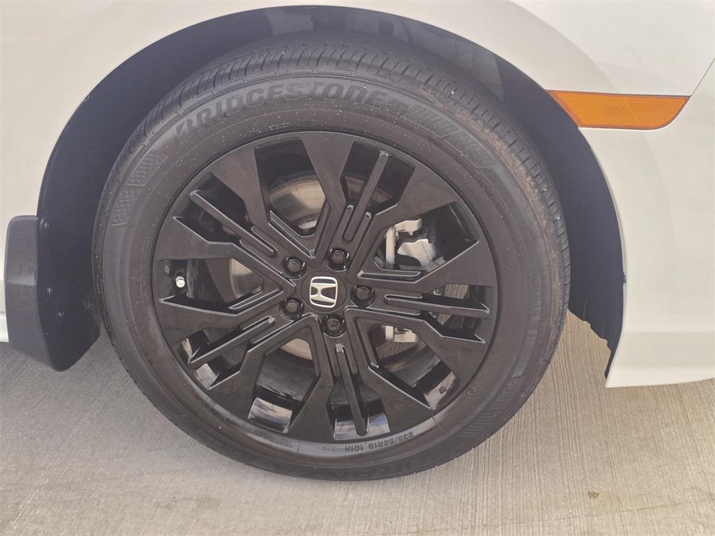 used 2025 Honda Odyssey car, priced at $35,998