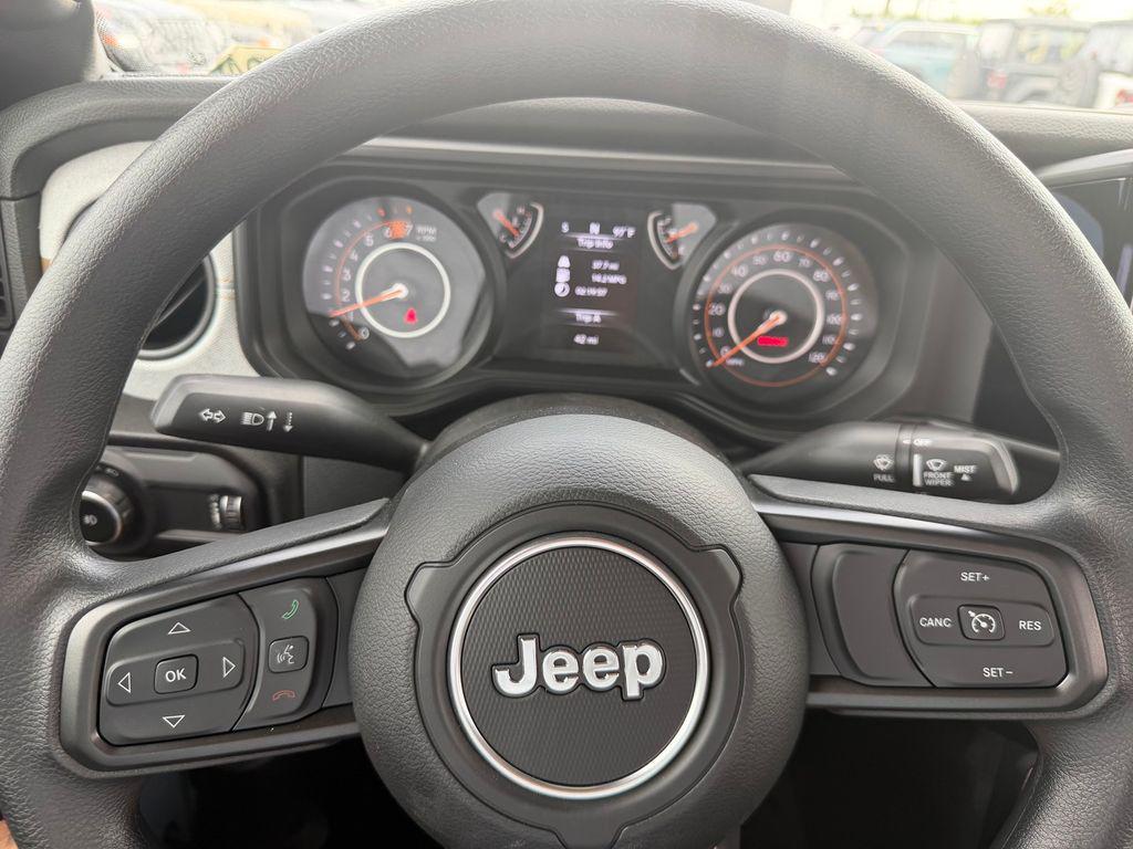 new 2026 Jeep Wrangler car, priced at $31,210